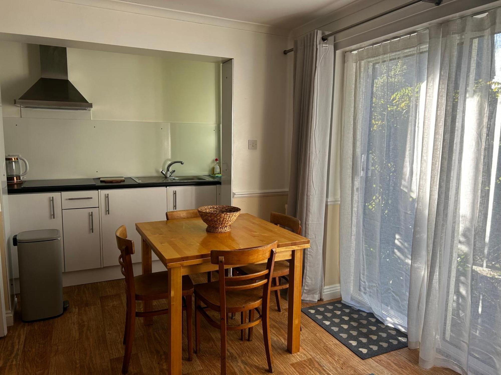 Byways Serviced Apartments Salisbury Exteriör bild